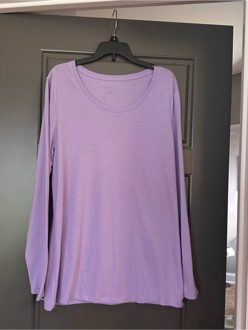 Women's Long Sleeve Scoop Neck Top - Lavender